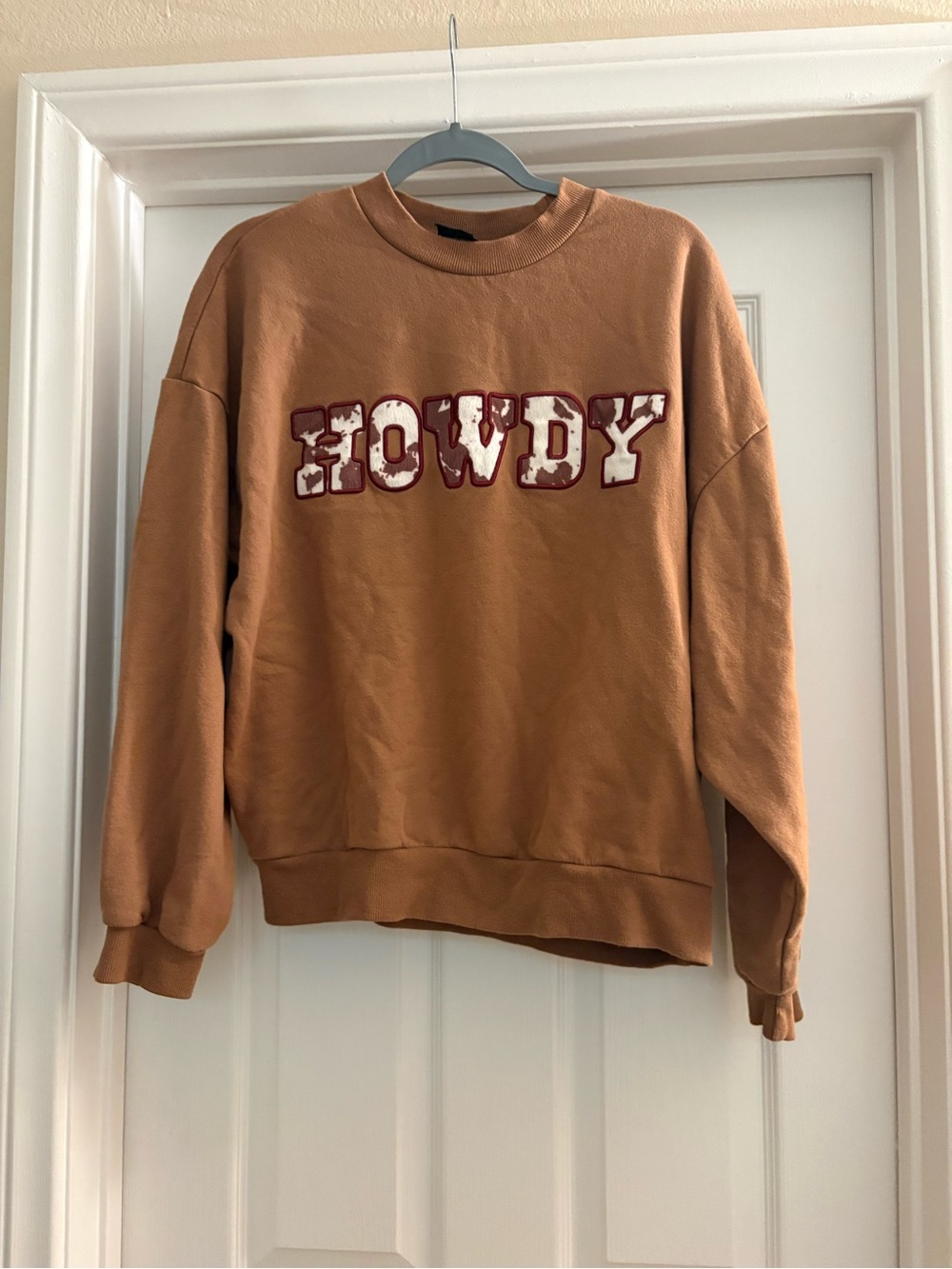 Howdy Crewneck Sweatshirt - Tan